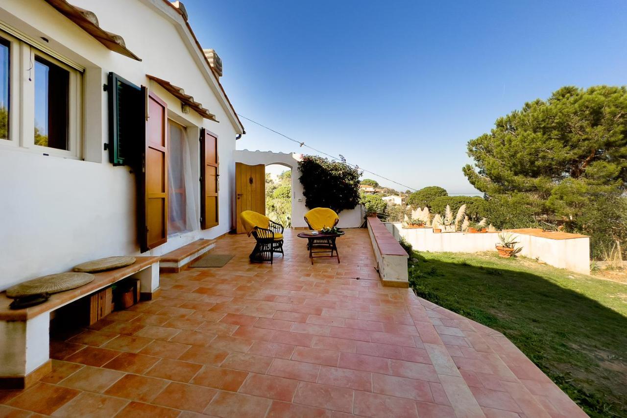Villa Caterina Quiete E Mare-Goelba Sant'Andrea  Exterior photo